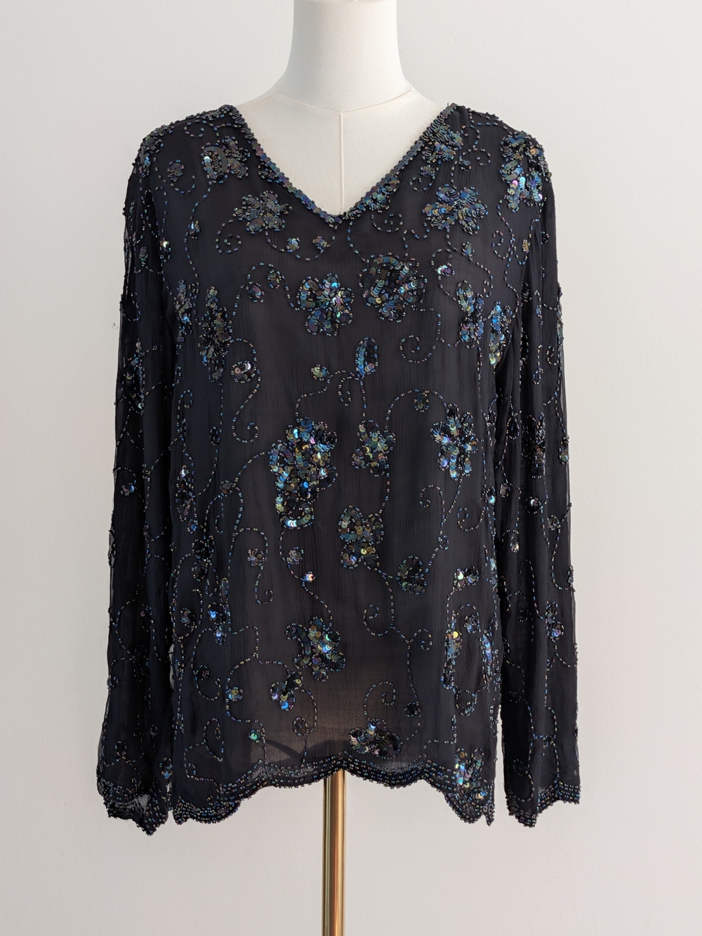 Royal Feelings Pure Silk Sequin Beaded Floral Blouse - M